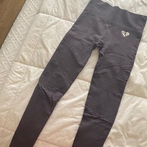 Like new womens best leggings